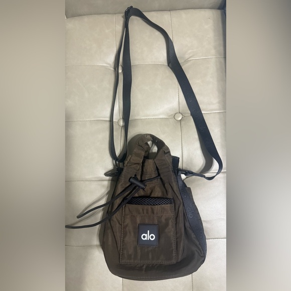 ALO Yoga Dark Brown Messenger Bag - Picture 6 of 9